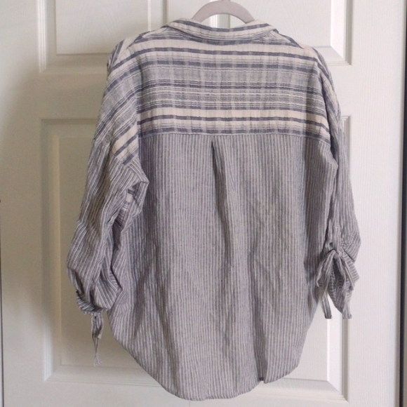 Mystree small boho blue and white top - Picture 2 of 3